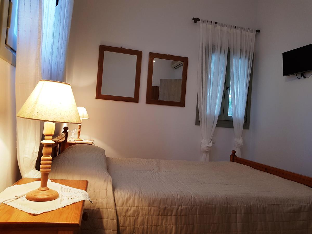 Theo'S Vacation Home سكيروس المظهر الخارجي الصورة