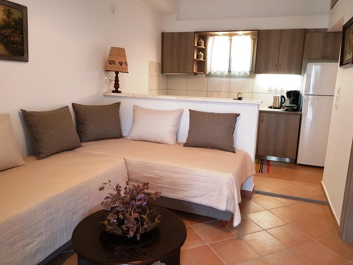 Theo'S Vacation Home سكيروس المظهر الخارجي الصورة